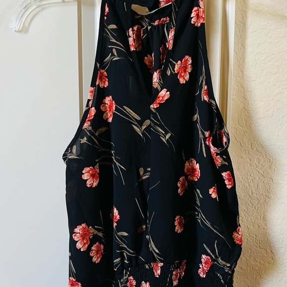 Sienna Sky Top, Small, NWT - Picture 4 of 4